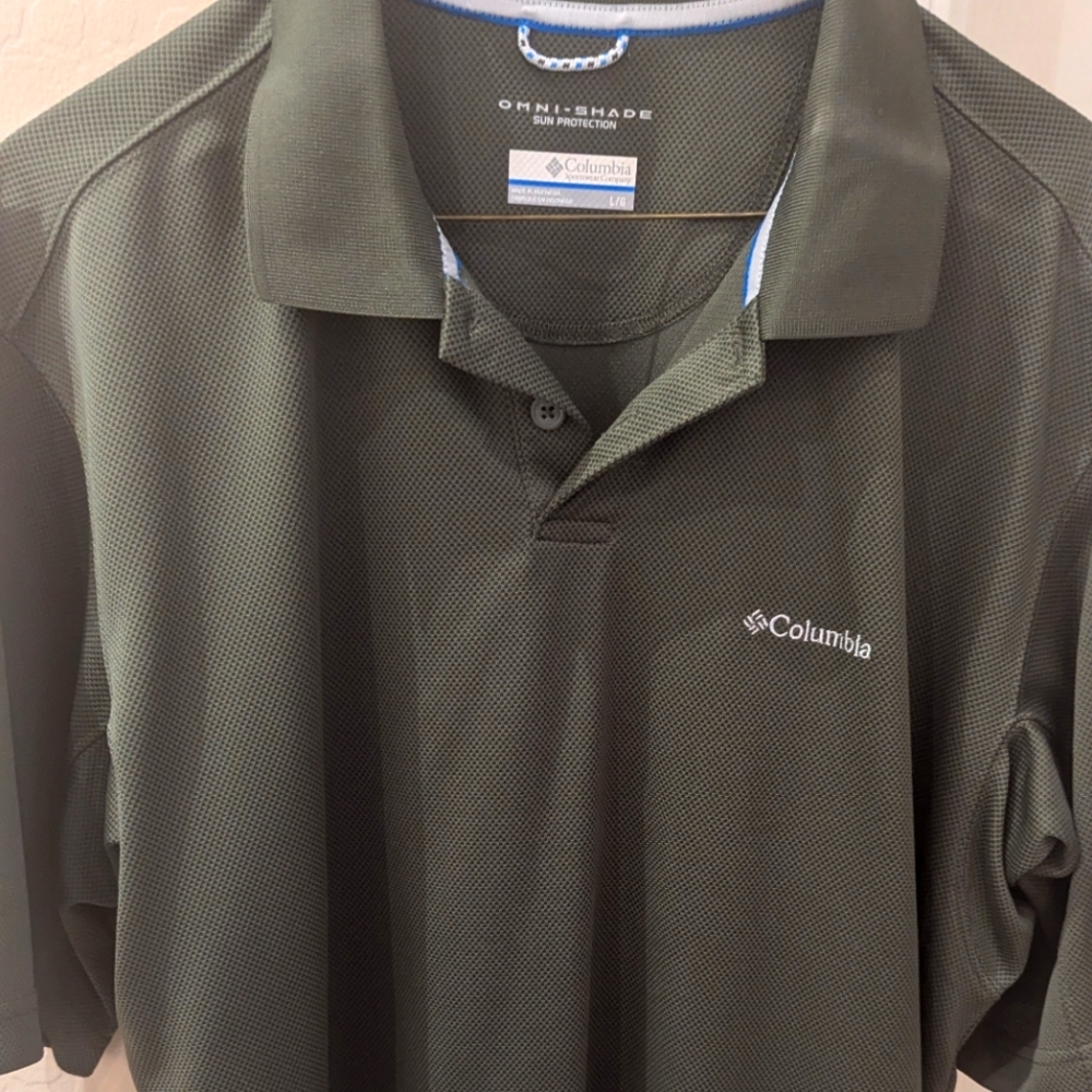 Columbia button up short sleeve men's shirt